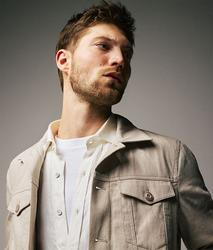Visit the official Falconeri website knitwear and clothing designed in Italy. Discover Women s and Men s collections in Cashmere Silk and many other quality yarns